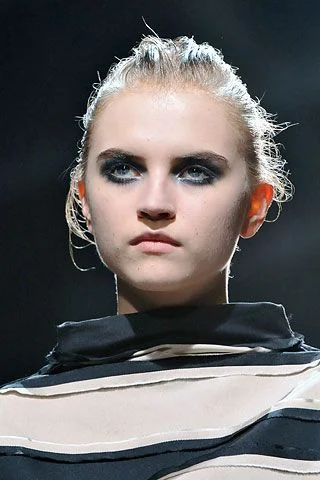 Look 7